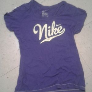 Nike top
